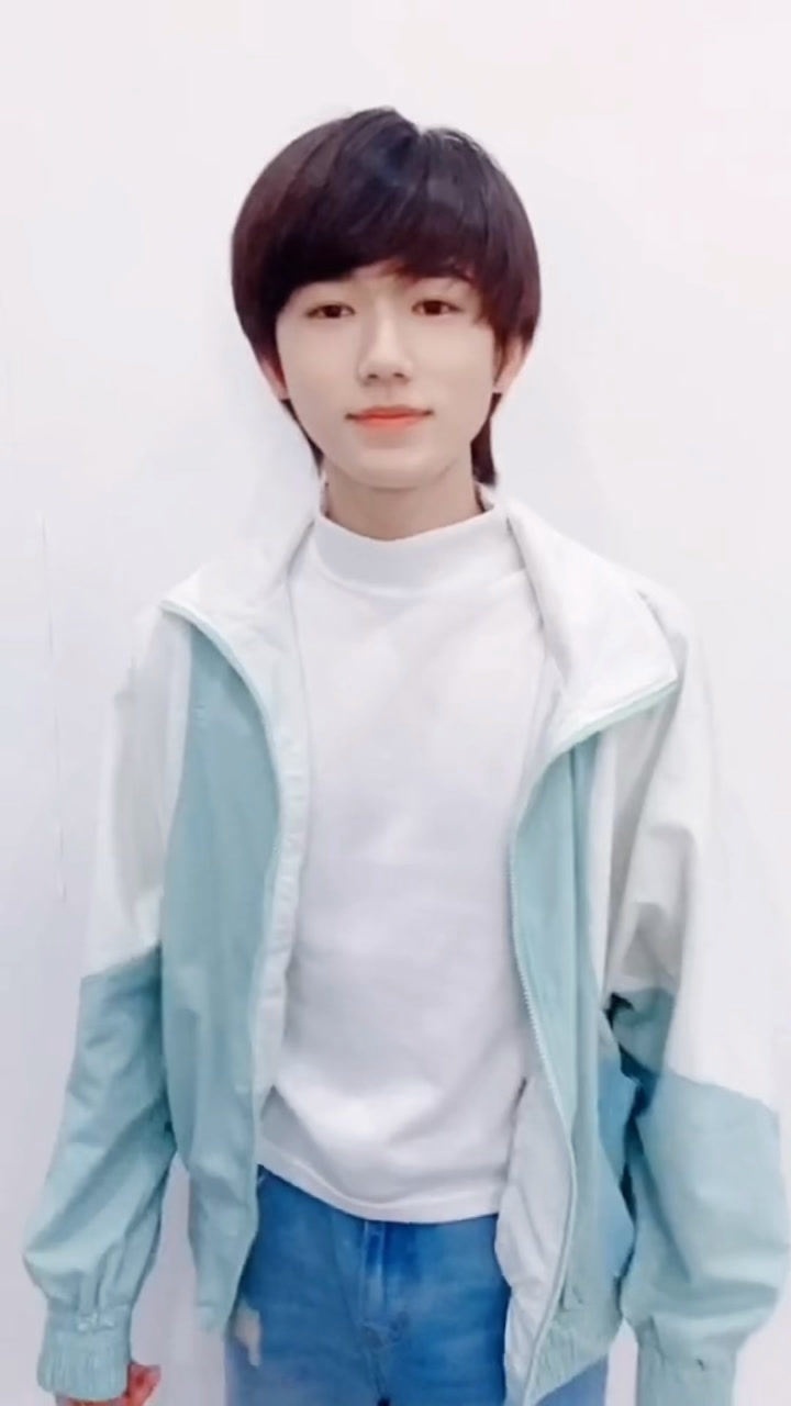 「宋亚轩」爆米花手势舞