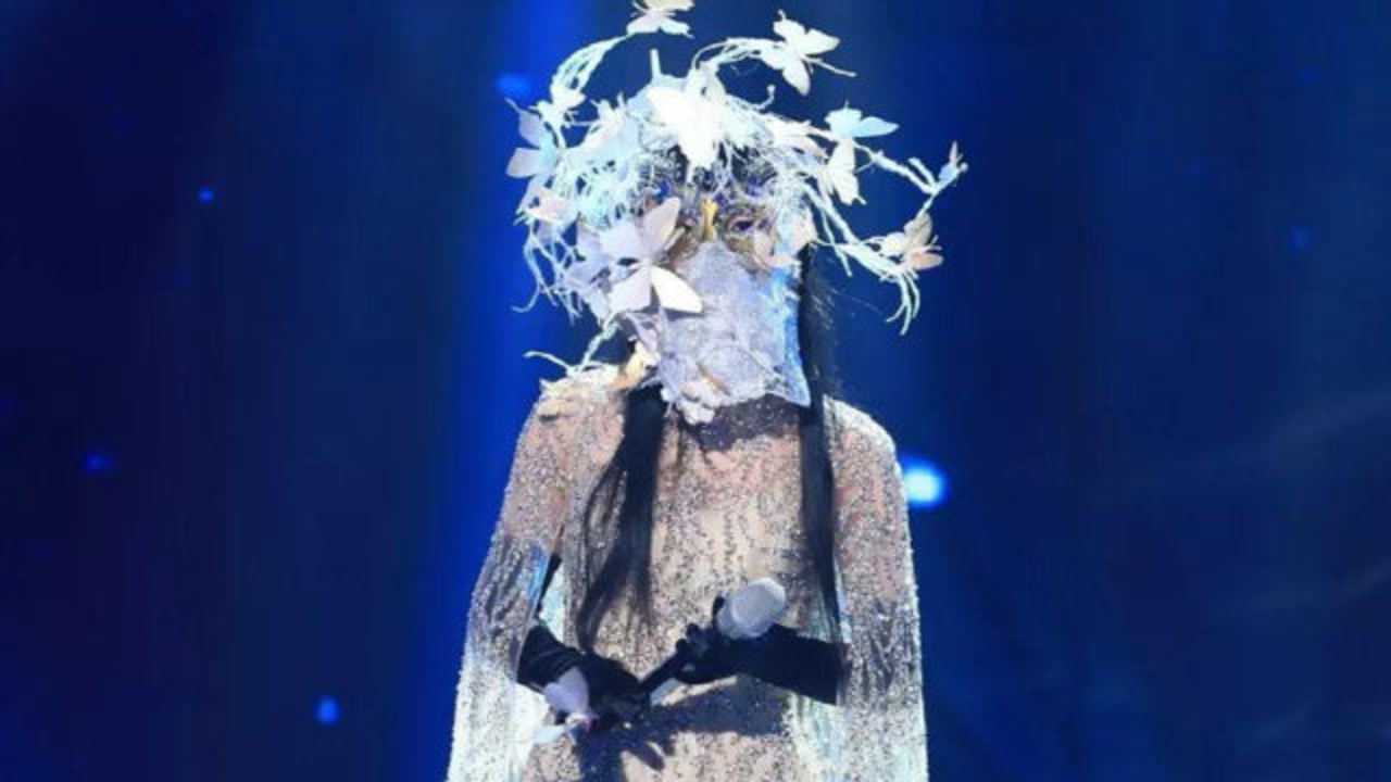 周深男扮女装演唱认出来的都是真爱