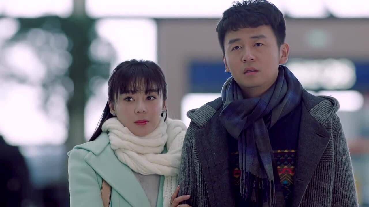 我爱男保姆方原还是要将女儿送回去在临上机前女儿却回头了