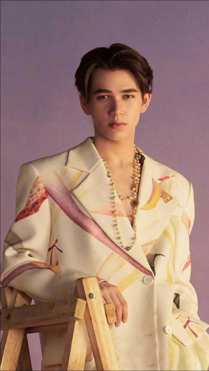 庆怜憨憨的宝藏男孩,好像古巴小李子呀,笑容真的太有感染力了