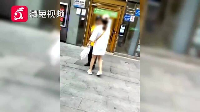 网传花果园业主痛殴外卖小哥?记者调查发现,事情并不简单…