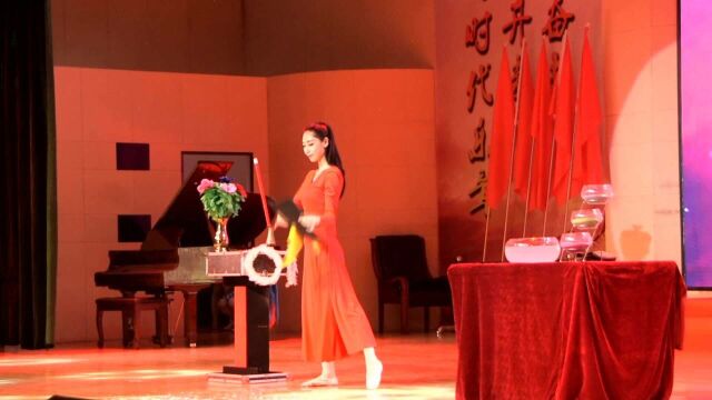 安宁走基层:庞玉芳魔术表演《梦海飞花》上“永远跟党走”——庆祝中国共产党成立100周年保定市魔术公益展演