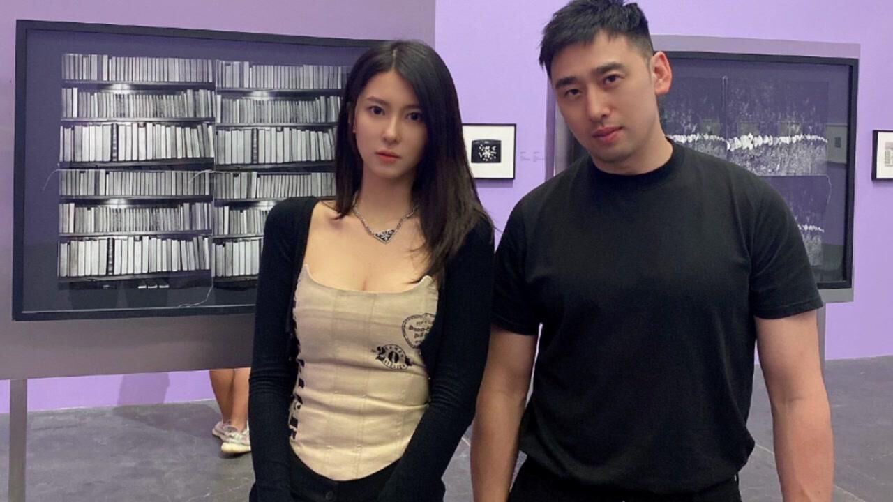刘晓宇与前女友复合?钟鹿纯穿低胸装秀身材,分手后表示不认识他