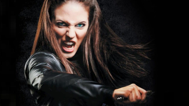 魅惑妖女靠吸食人类精气来获取无限力量