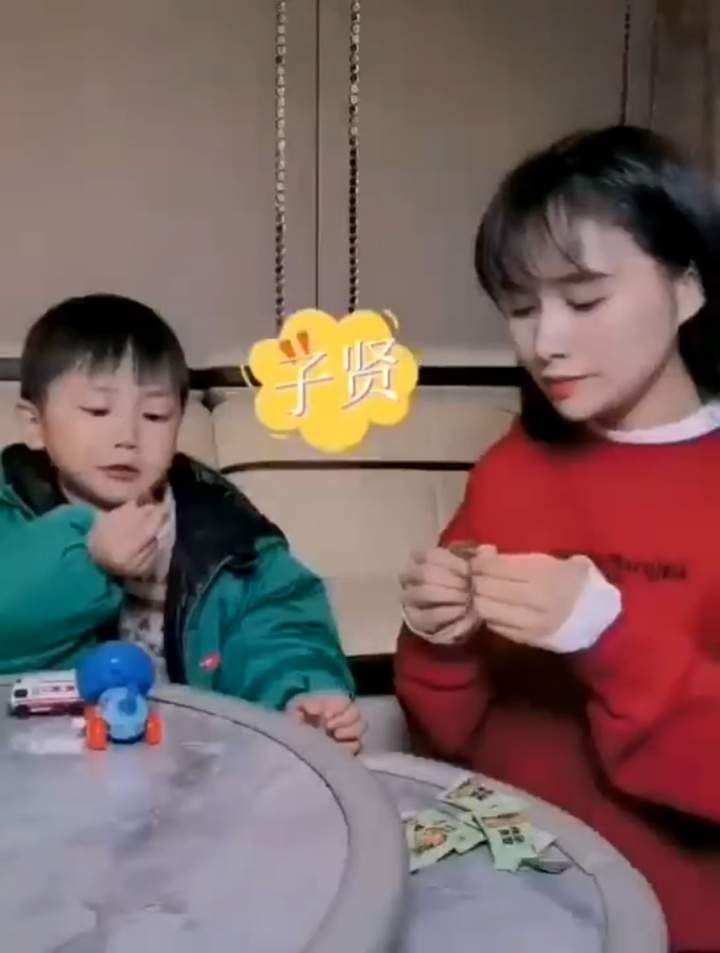 今天，这母子对话太搞笑了！@敬请各位关注点赞！谢谢！​_腾讯视频