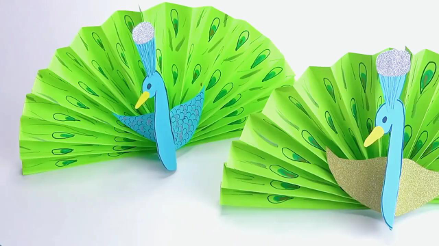 diy手工:漂亮的孔雀开屏剪纸