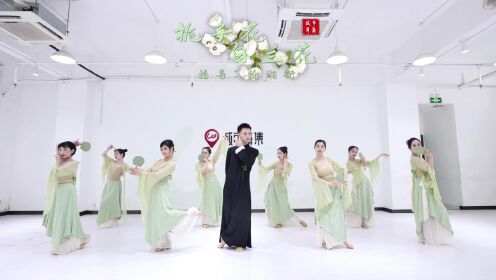 城市舞集旗袍中国舞 《栀子花白兰花》指导老师：徐湘衡