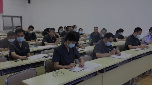 【能力作风建设年】勤学务实巧思求新 以谋更大突破——华龙区法院召开2022年第18次周例会