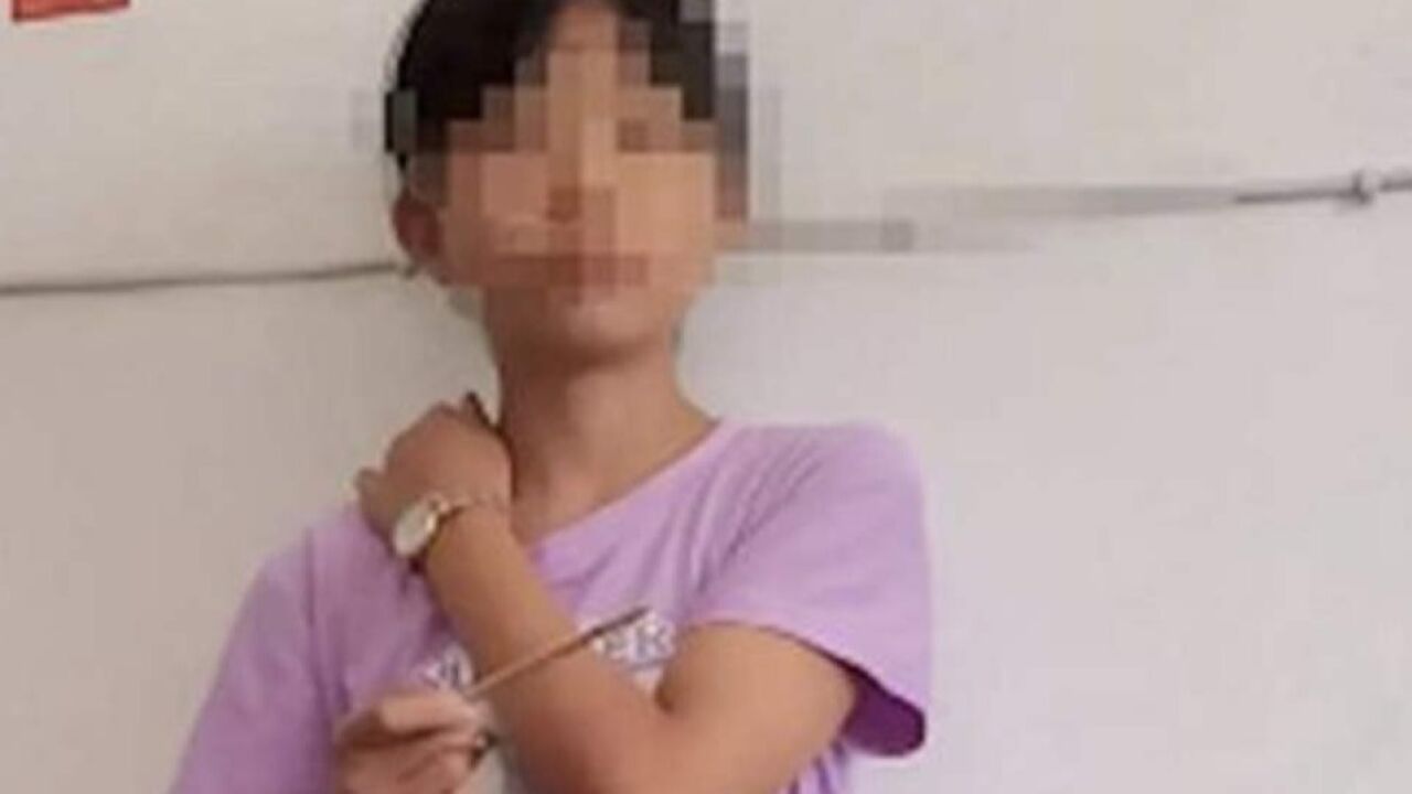 24岁男子强奸13岁女孩并致其死亡，工地旁发现尸体_高清