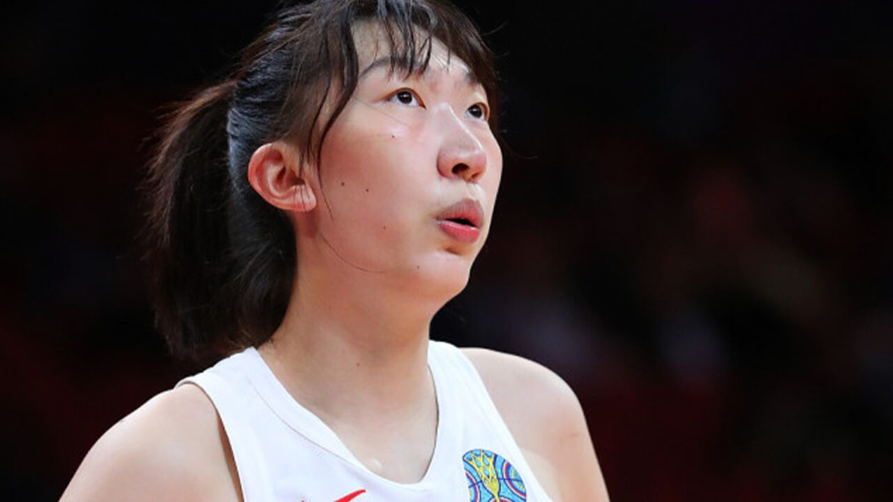 女篮球员韩旭图片