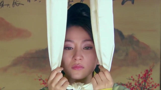 美女被穷小伙退婚,一时想不开, 就要悬梁自尽