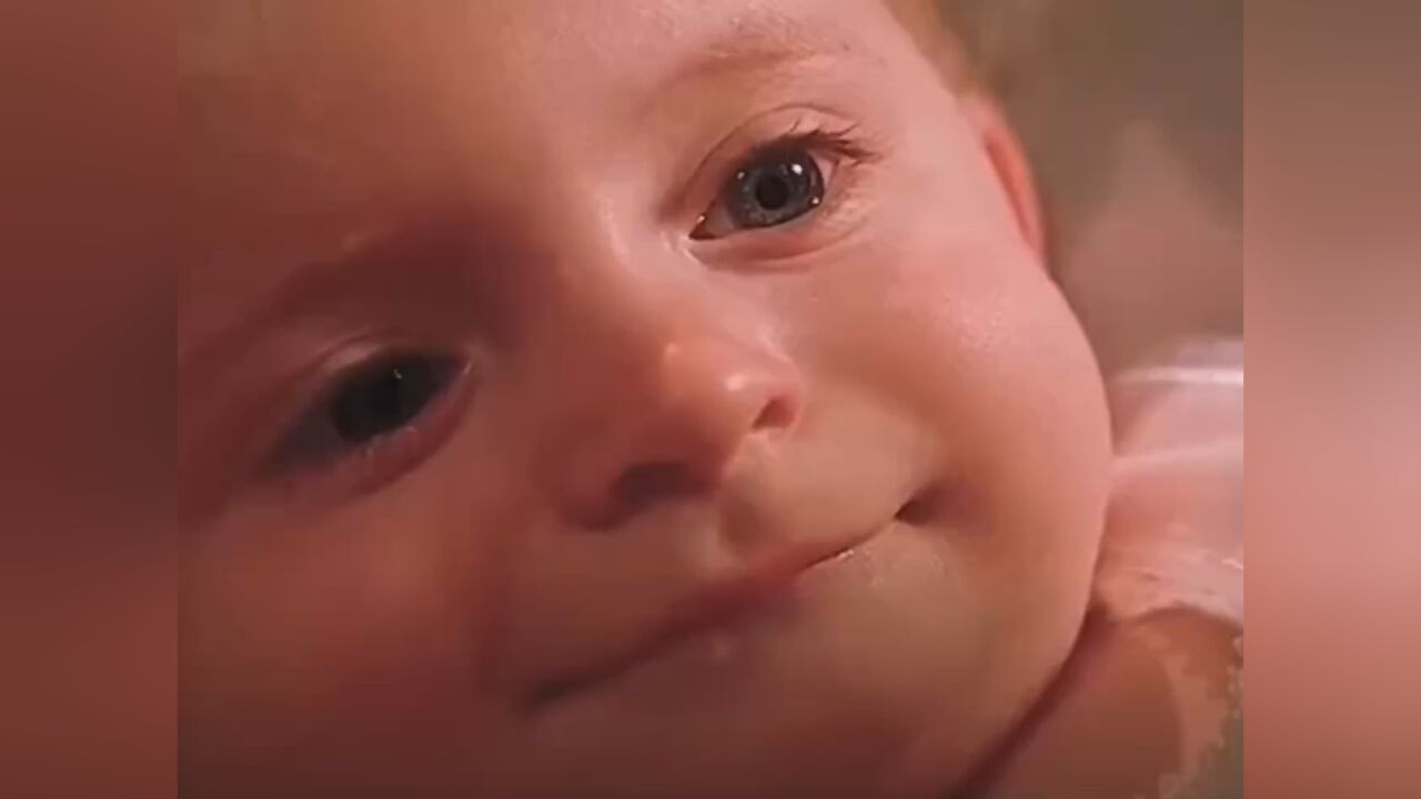 看这个小男孩尿都这么厉害_腾讯视频