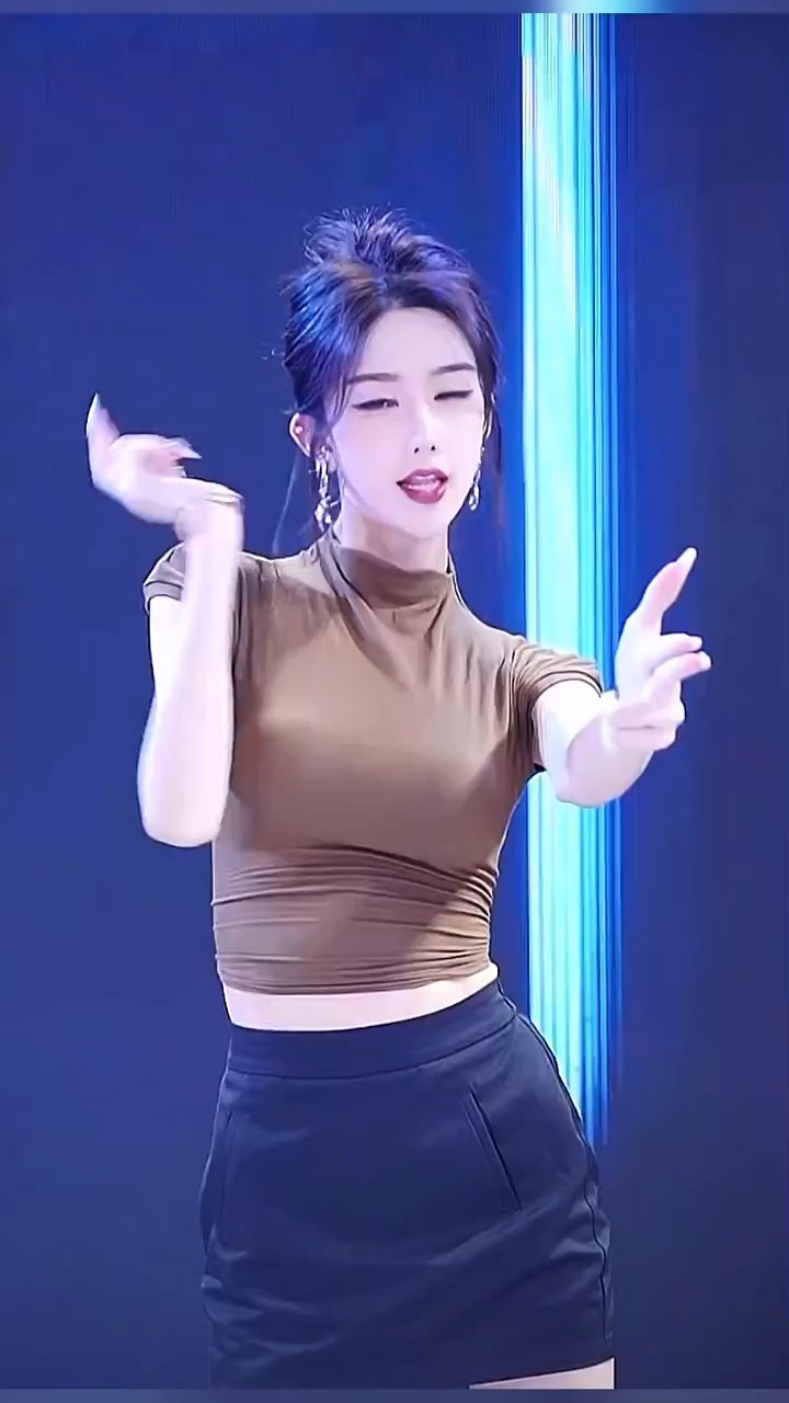 美女跳舞 #清纯女神 #你们喜欢她吗