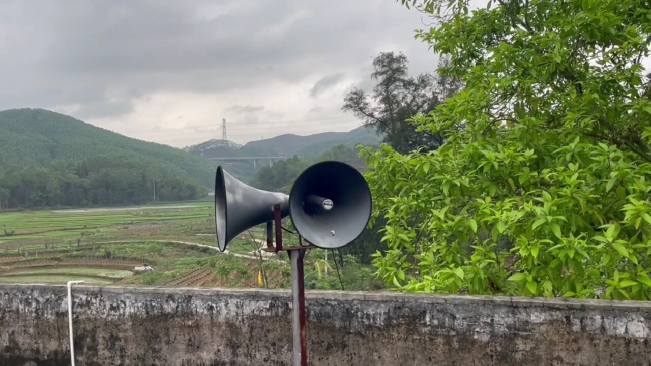 恩平:"乡村大喇叭"让全国两会精神"声"入人心