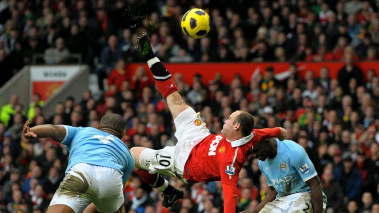 体坛名场面-鲁尼三大炸裂级进球,对曼城暴力倒钩英超20年最佳