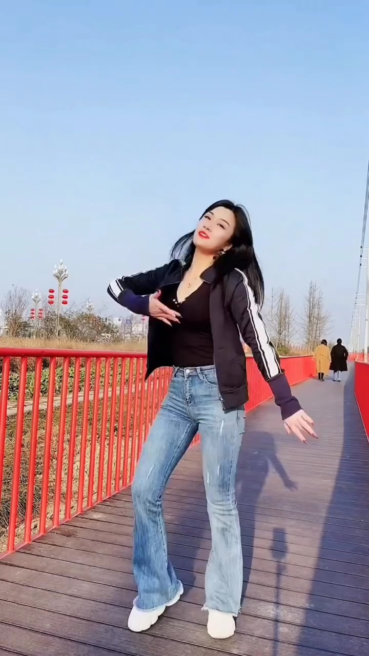 舞蹈 #气质美女广场舞