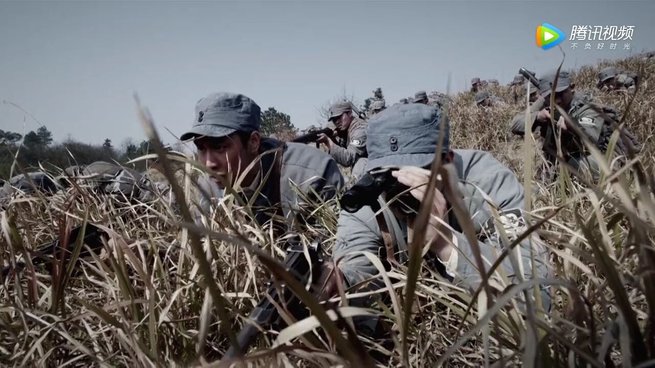 影视:八路军埋伏再山顶,就等这鬼子大部队的到来.