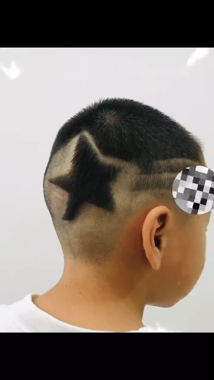 原创:2024年初夏流行时尚雕刻发型潮流发布