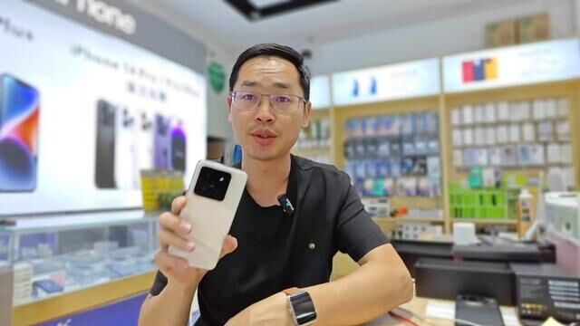 小米14系列发热严重吗?跑个压力测试就知道,Mate60pro+确实稳! #小米14pro #压力测试 #二手手机