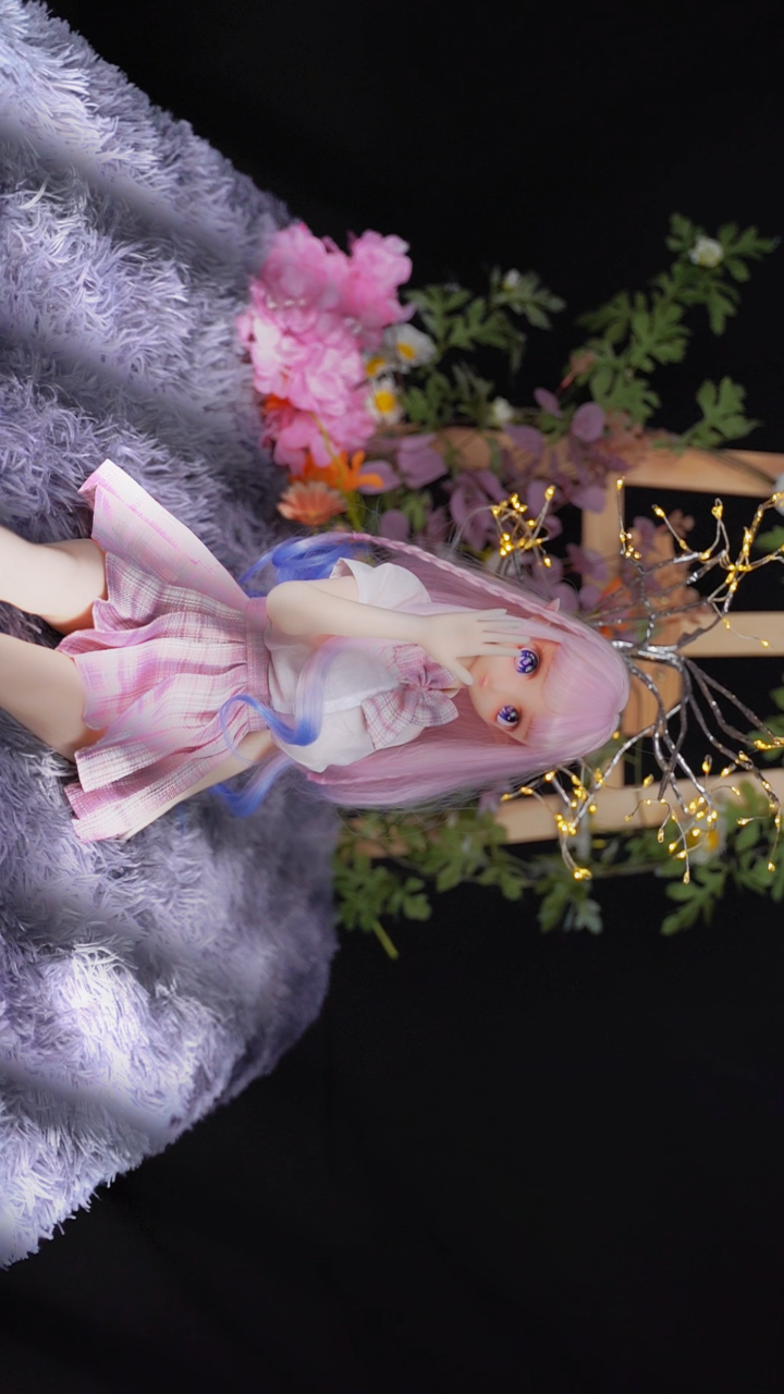 【魔族人形】小桃酱的写真自拍