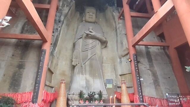 四川威远小众景点威远佛儿尔岩弥陀寺(乐山大佛二侄子)