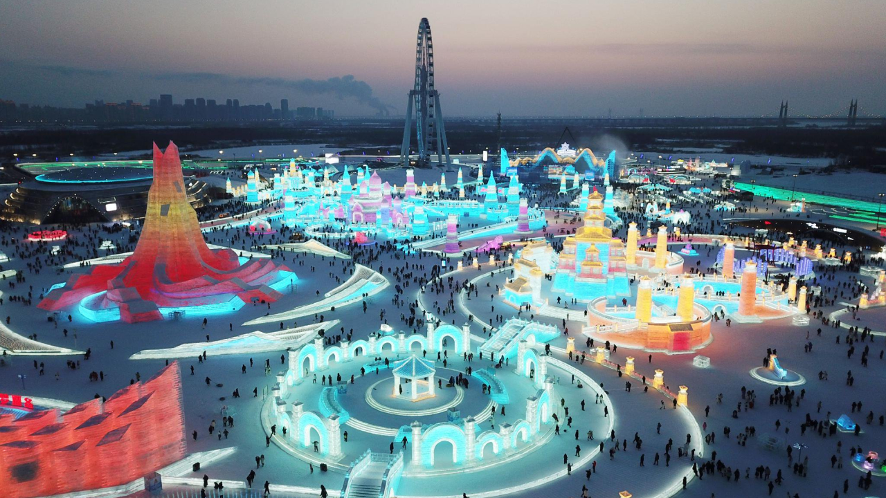 春节哈尔滨旅游爆火,8天旅游总收入达164.2亿元