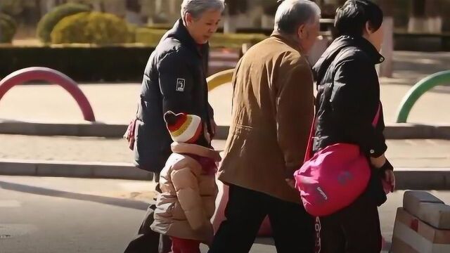 中国1800万“老漂族”生存现状:内心孤独,缺少朋友