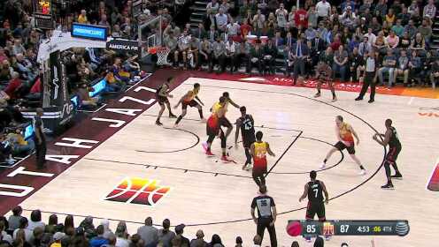 《NBA全场集锦》【原声】猛龙101-92爵士 西亚卡姆27+11+8准三双率队取胜
