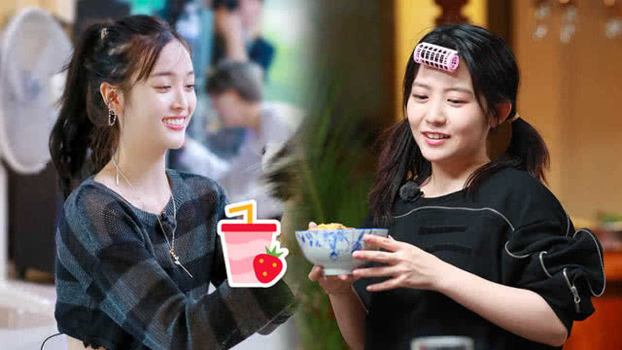 吃货属性暴露啦,吴宣仪赖美云吃美味螃蟹,看着太香了!