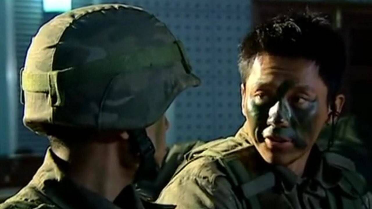 《士兵突击》cut连连看_《士兵突击》第23集02:许三多等人即将前往战场,成才安慰许三多不要害怕_电视剧_高清完整版视频在线观看_腾讯视频