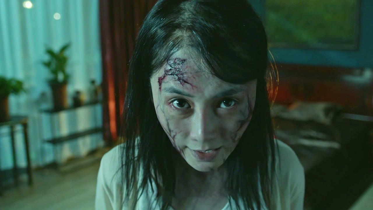 半夜女鬼上床男子被吓瘫_腾讯视频