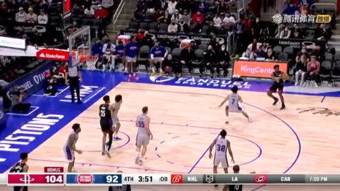 《NBA全场集锦》坎宁安直杀篮下上反篮得手 马修斯三分再中强势回应