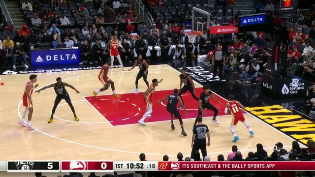 一己之力盘活进攻 特雷杨击地妙传+超远三分信手拈来