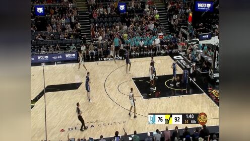 《NBA全场集锦》回顾灰熊vs爵士交手记录 马尔卡宁大战小贾伦