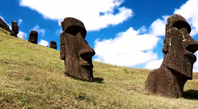 挑选食物对决游戏-基尼基尼与姜一09:25男主开局变成全校女生的工具人