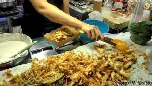 街头美食系列 曼谷的夜市 油炸零食、炸虾、炒米粉套餐