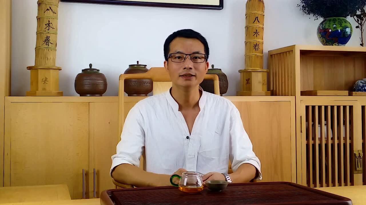 砍柴哥11:老年人喝茶的好处的同时,也会有什么坏处对吧