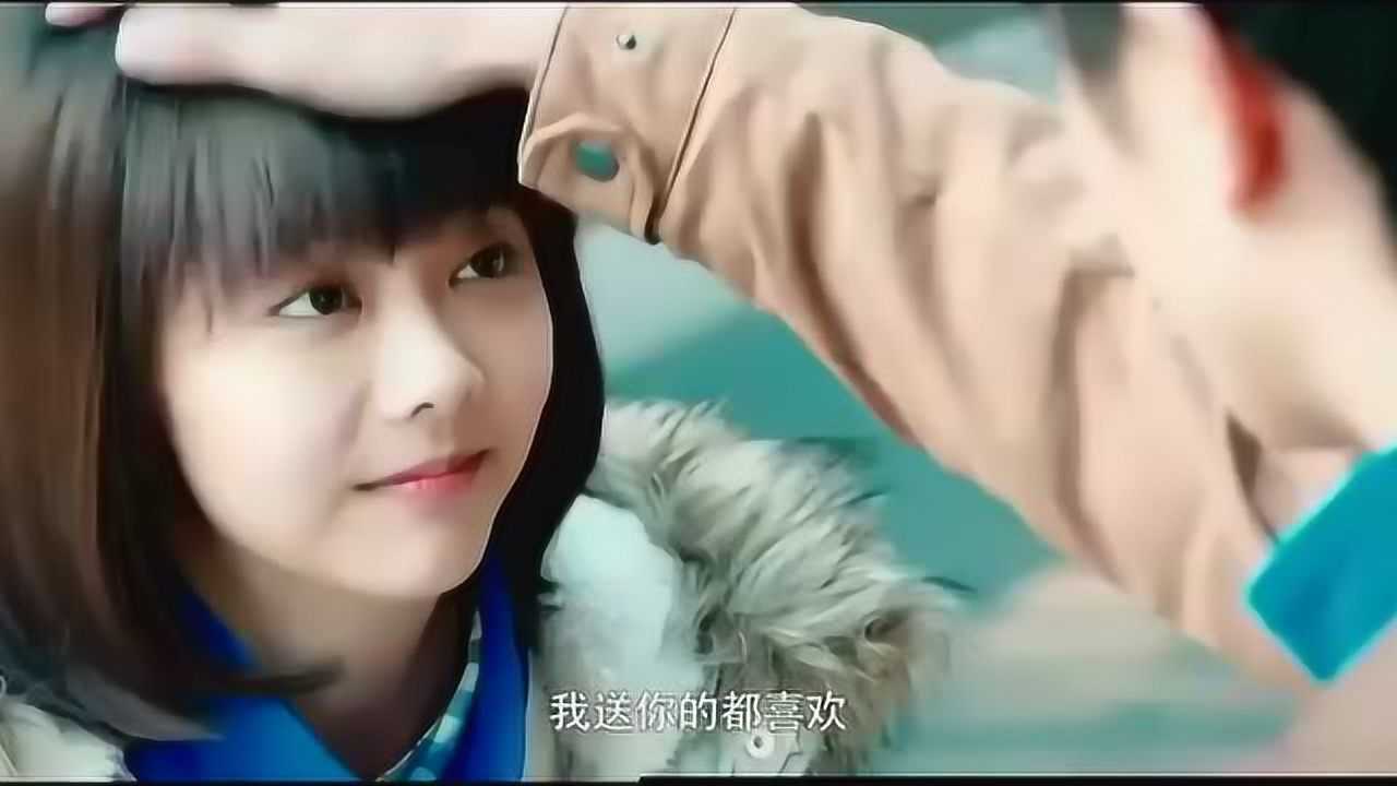 舍得剪的红毯镜头,李玉刚龙飞凤舞美成画,蔡徐坤签名背景板被挖走酱妹