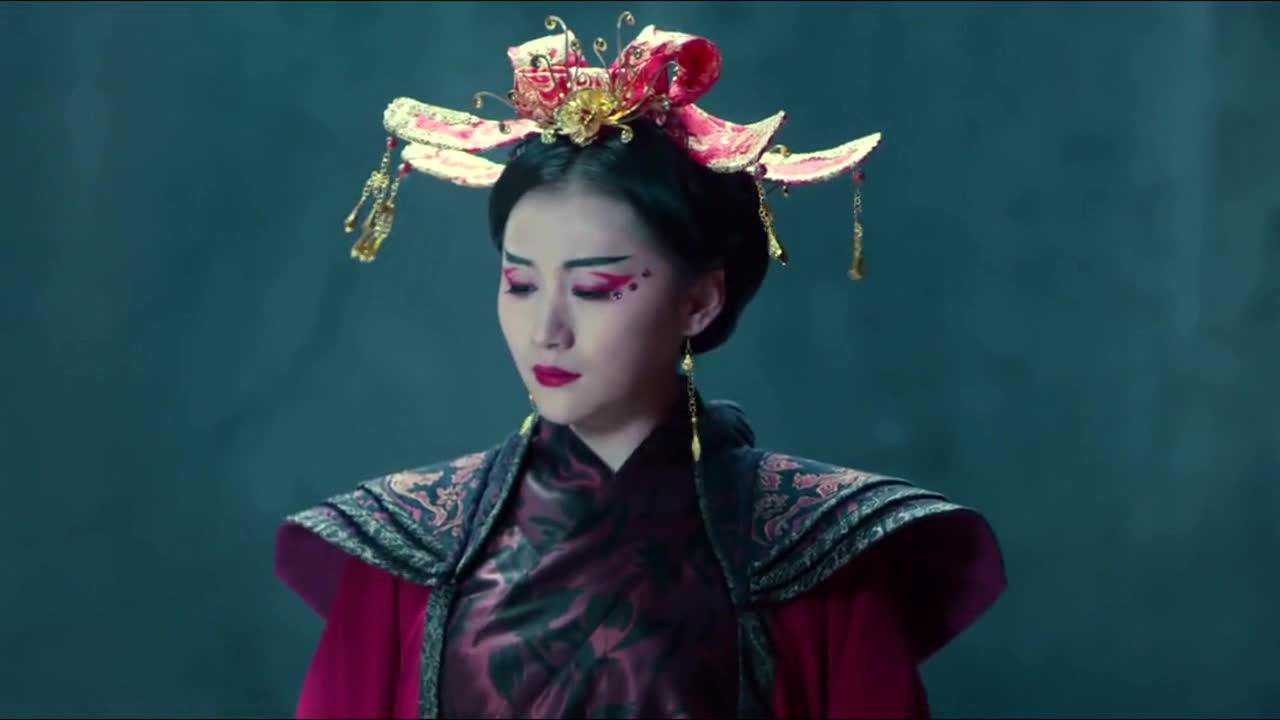 美艳女旱魃出世一群盗墓贼直接变成人家出世的祭品