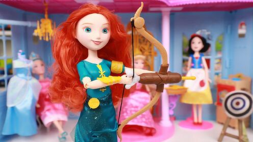 迪士尼公主勇敢传说梅莉达射箭玩具开箱