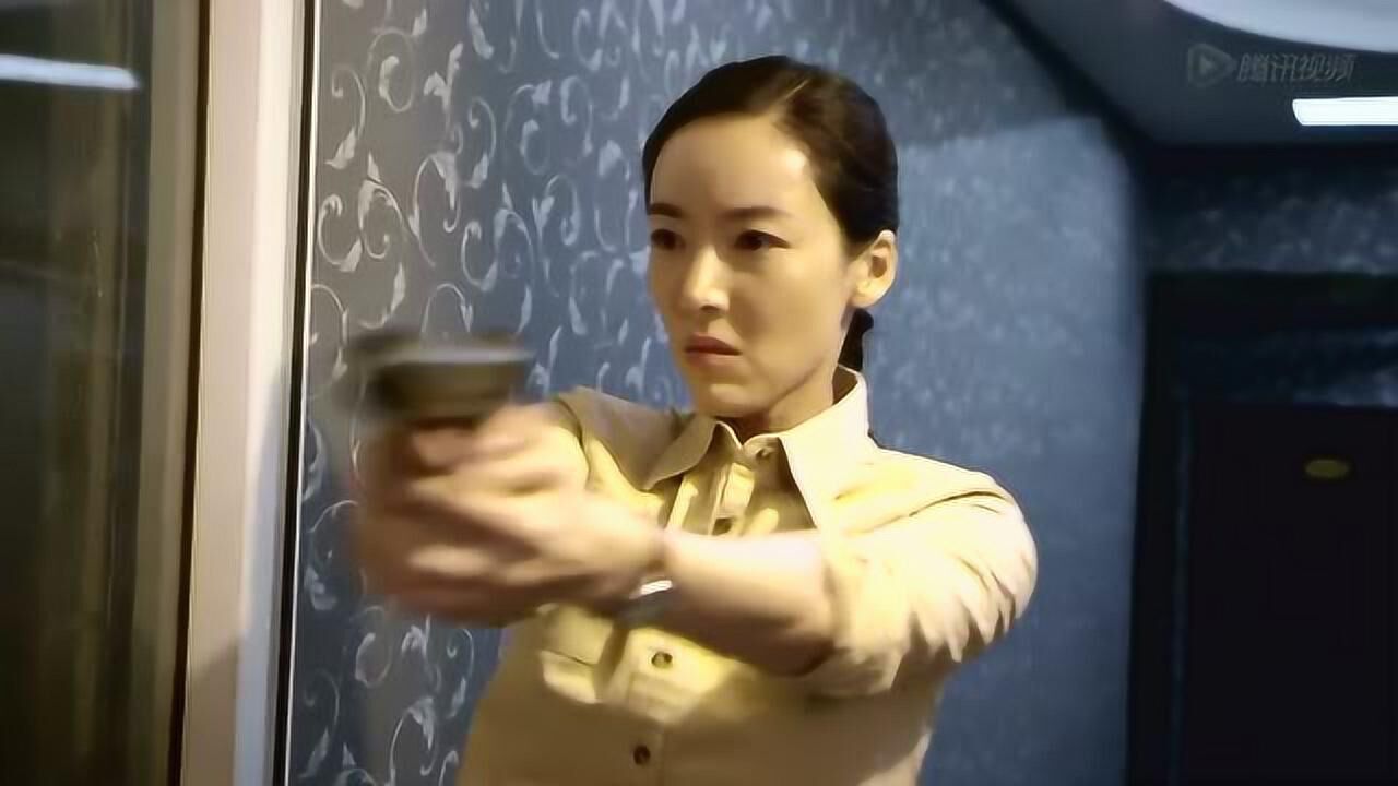 刑警队长抓捕过程中邱冰受伤幸好被林之华救了下来