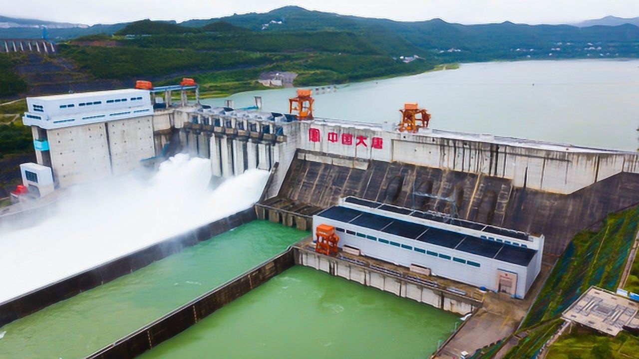 亭子口水电站坝高图片