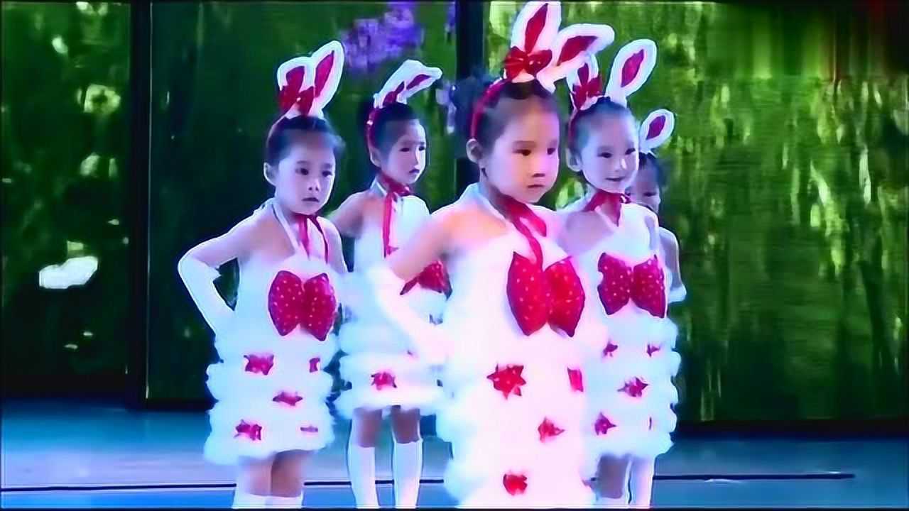 儿童舞蹈 小白兔舞蹈视频 幼儿舞蹈来了