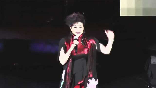 粤曲歌手胡美仪演唱《虹彩妹妹》老艺术家唱的就是好听