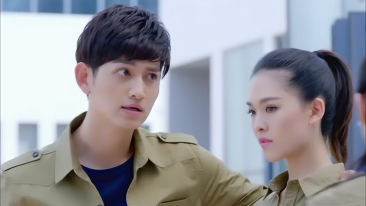 关小迪看到崔天琪这么优秀内心也为她感到高