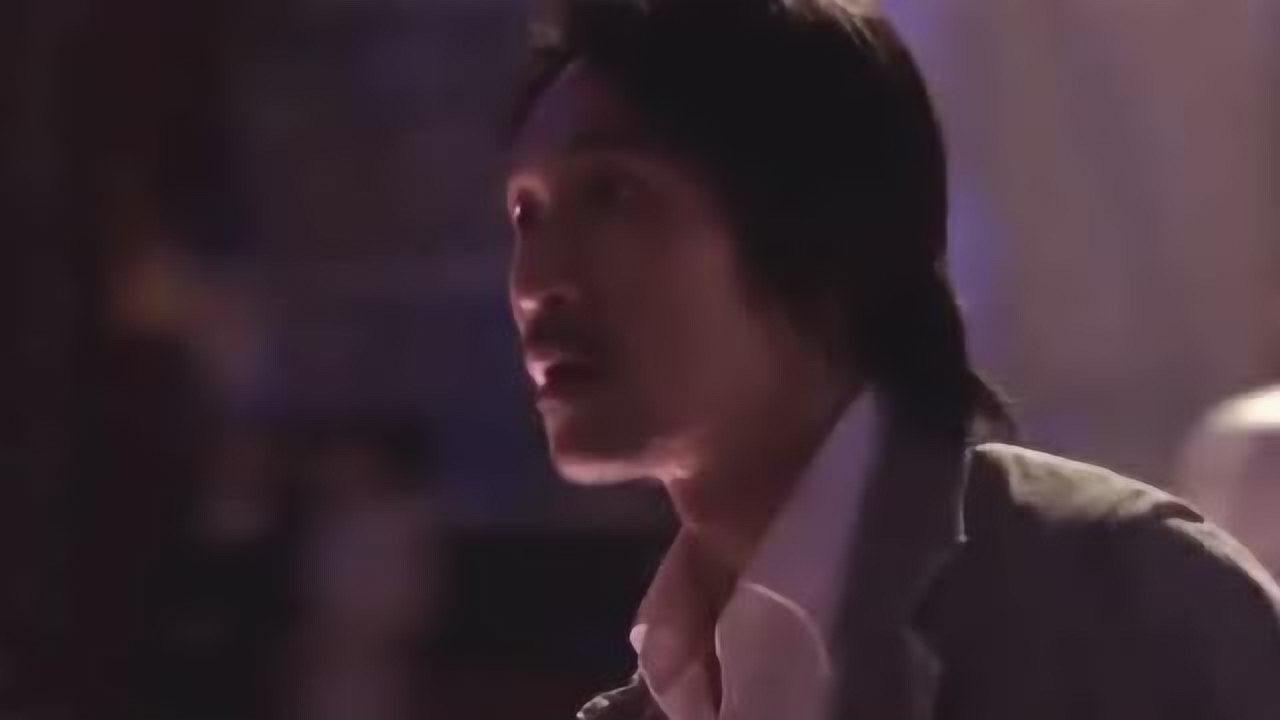 功夫周星驰赴汤蹈火啊琛哥可惜黑乎乎的什么也看不见呀