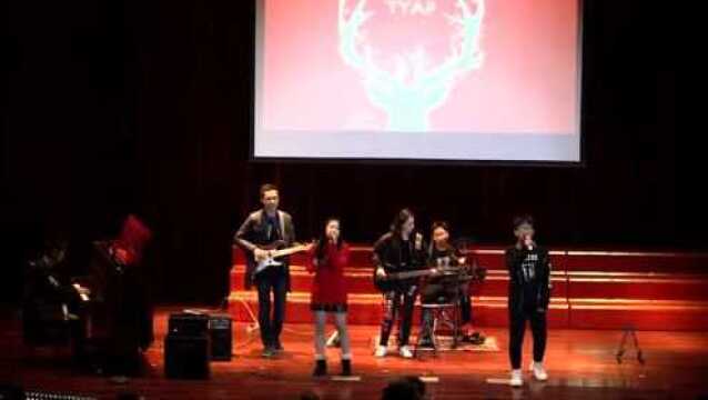 江苏省天一中学圣诞晚会演唱歌曲《closer》