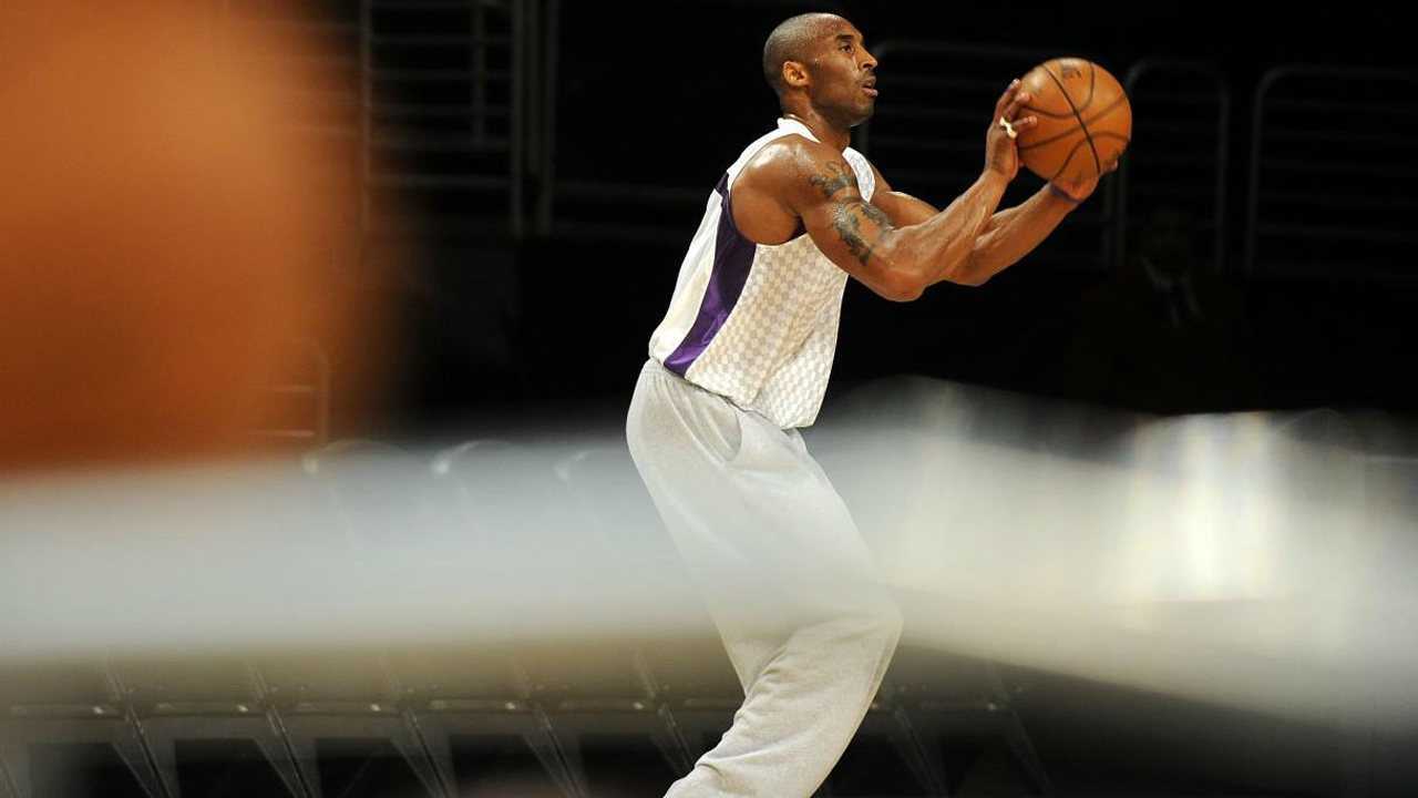 珍贵!科比投篮训练,出手姿势美如画,曼巴的记忆值得收藏