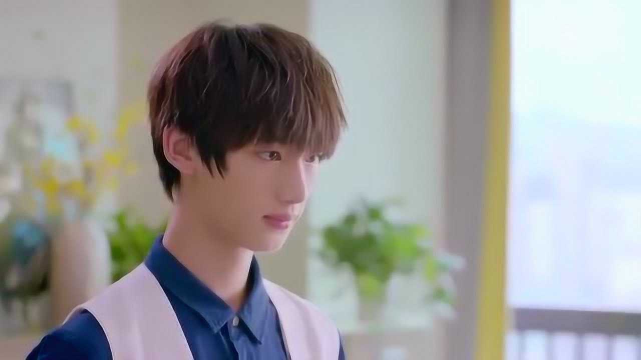 甜蜜暴击方宙听到办公室里人议论爷爷心中有些感触