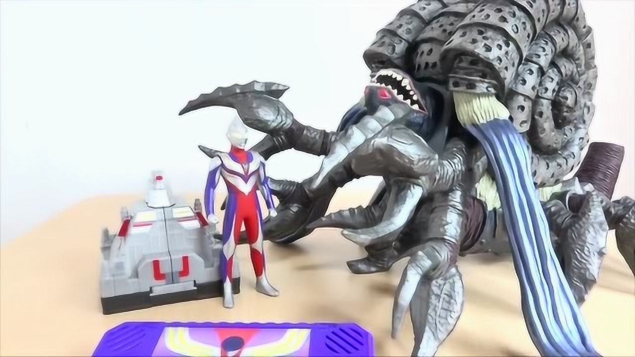 闪耀迪迦vs邪神加坦杰厄 奥特曼儿童软胶玩具_腾讯视频